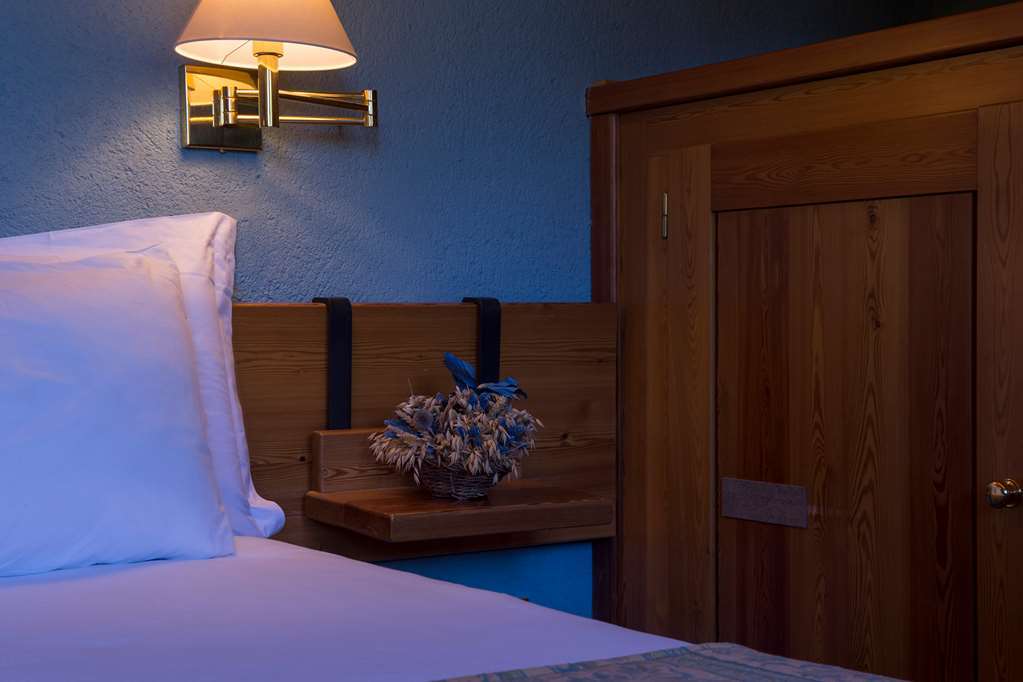 Eco Wellness Hotel Notre Maison Cogne Ruang foto